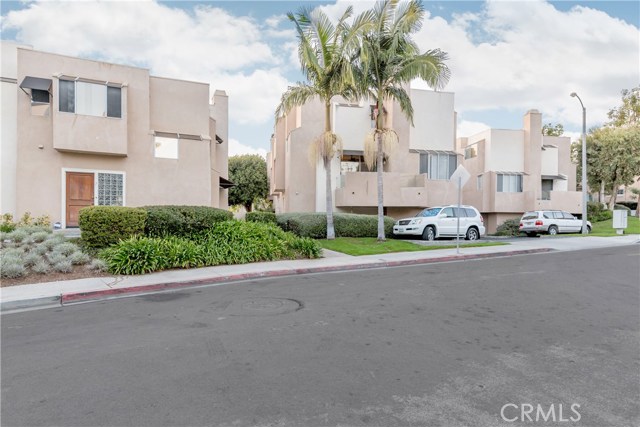 501 Herondo Street, Hermosa Beach, California 90254, 2 Bedrooms Bedrooms, ,2 BathroomsBathrooms,Residential,Sold,Herondo,SB17254181