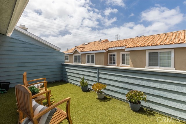 2704 Carnegie Lane, Redondo Beach, California 90278, 3 Bedrooms Bedrooms, ,1 BathroomBathrooms,Residential,Sold,Carnegie,SB21024689