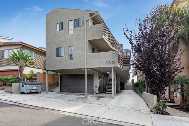 600 1st Street, Hermosa Beach, California 90254, ,Residential Income,Sold,1st,SB19269004