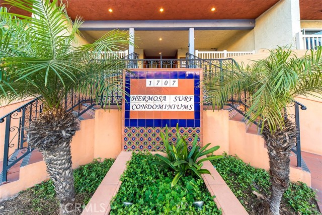 1707 Pacific Coast Highway, Hermosa Beach, California 90254, 1 Bedroom Bedrooms, ,1 BathroomBathrooms,Residential,Sold,Pacific Coast,SB17266914