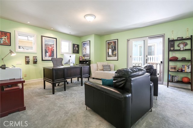 607 Guadalupe Avenue, Redondo Beach, California 90277, 4 Bedrooms Bedrooms, ,4 BathroomsBathrooms,Residential,Sold,Guadalupe,SB19155656