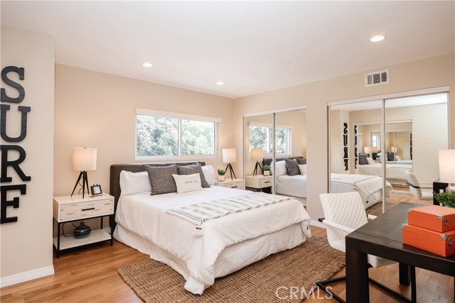 4021 Crest Drive, Manhattan Beach, California 90266, 2 Bedrooms Bedrooms, ,2 BathroomsBathrooms,Residential,Sold,Crest,SB20222826