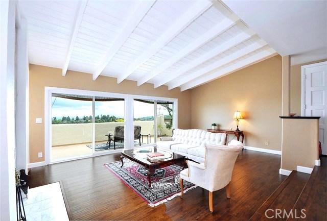 134 Aspen Way, Rolling Hills Estates, California 90274, 3 Bedrooms Bedrooms, ,2 BathroomsBathrooms,Residential,Sold,Aspen,PV19090589