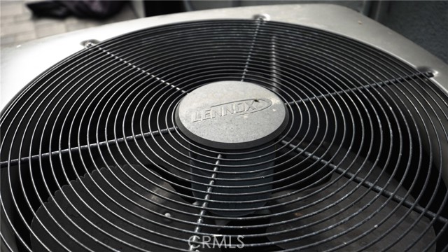 1829 Oak Avenue, Manhattan Beach, California 90266, 3 Bedrooms Bedrooms, ,2 BathroomsBathrooms,Residential,Sold,Oak,SB21146296