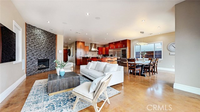 838 Avenue C, Redondo Beach, California 90277, 4 Bedrooms Bedrooms, ,3 BathroomsBathrooms,Residential,Sold,Avenue C,DW20160183
