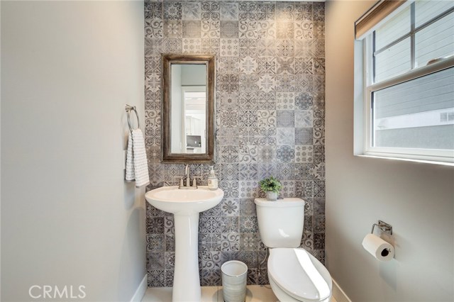 3528 Maple Avenue, Manhattan Beach, California 90266, 3 Bedrooms Bedrooms, ,2 BathroomsBathrooms,Residential,Sold,Maple,SB18217502