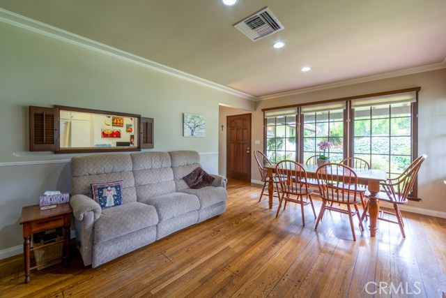 729 27th Street, Manhattan Beach, California 90266, 3 Bedrooms Bedrooms, ,2 BathroomsBathrooms,Residential,Sold,27th,RS20129725