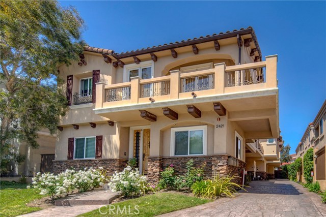 2421 Grant Avenue, Redondo Beach, California 90278, 3 Bedrooms Bedrooms, ,2 BathroomsBathrooms,Residential,Sold,Grant,SB18081087