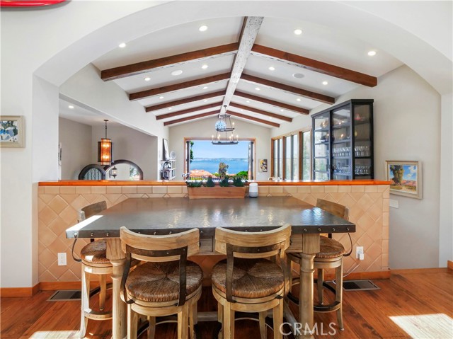 592 Via Almar, Palos Verdes Estates, California 90274, 4 Bedrooms Bedrooms, ,4 BathroomsBathrooms,Residential,Sold,Via Almar,SB21138248