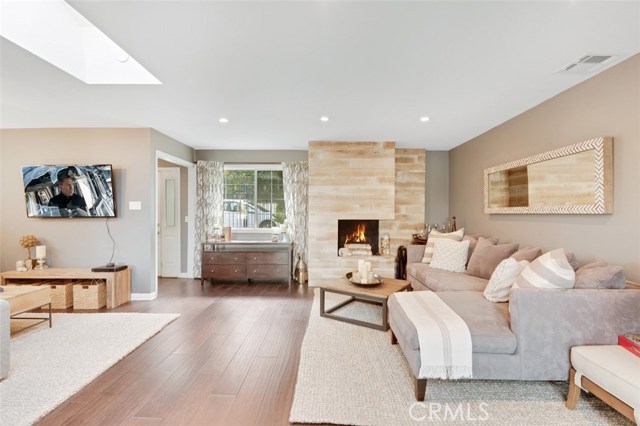 3 Bed Home for Sale in Studio City, California