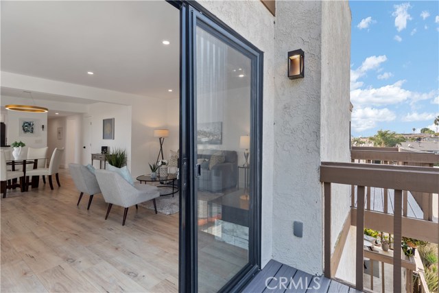 1447 Manhattan Beach Boulevard, Manhattan Beach, California 90266, 3 Bedrooms Bedrooms, ,2 BathroomsBathrooms,Residential,Sold,Manhattan Beach,OC20214796