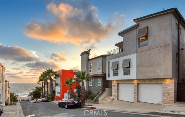 221 36th Street, Manhattan Beach, California 90266, 3 Bedrooms Bedrooms, ,3 BathroomsBathrooms,Residential,Sold,36th,SB20135528
