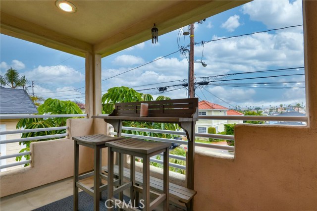 2013 Clark Lane, Redondo Beach, California 90278, 3 Bedrooms Bedrooms, ,2 BathroomsBathrooms,Residential,Sold,Clark,SB20074345