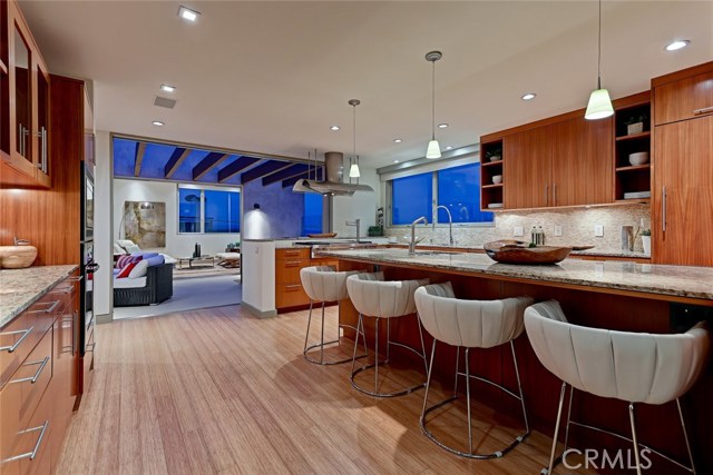 324 17th Street, Manhattan Beach, California 90266, 4 Bedrooms Bedrooms, ,4 BathroomsBathrooms,Residential,Sold,17th,SB17118466