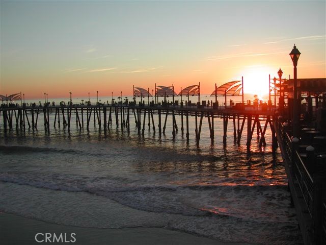 Easy Stroll to Fine Dining on the Pier