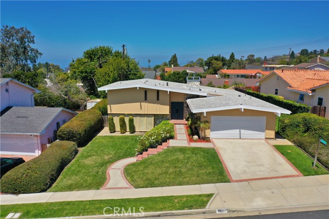 6941 Clovercliff Drive, Rancho Palos Verdes, California 90275, 4 Bedrooms Bedrooms, ,2 BathroomsBathrooms,Residential,Sold,Clovercliff,PW21082465