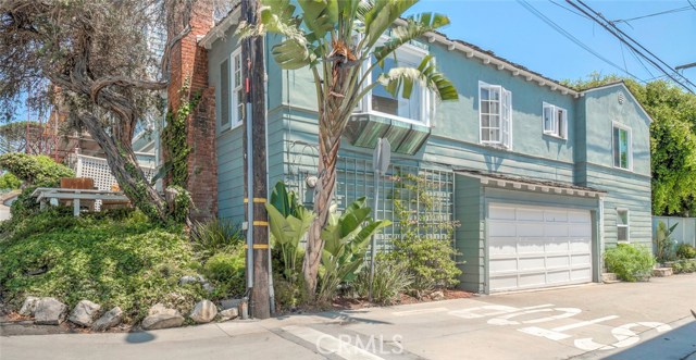 316 28th Street, Manhattan Beach, California 90266, 3 Bedrooms Bedrooms, ,2 BathroomsBathrooms,Residential,Sold,28th,SB18152418