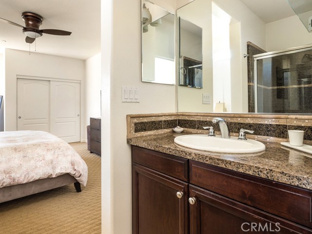 2 Bed Home for Sale in Hawthorne, California