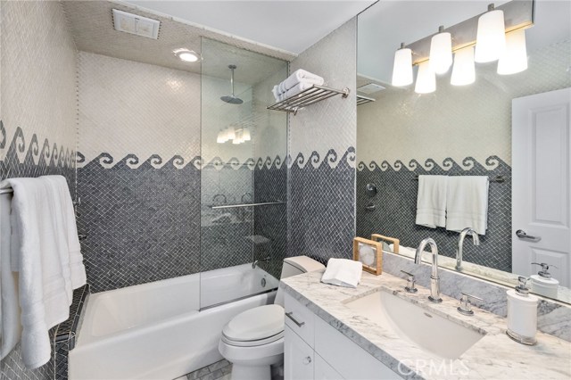 315 24th Street, Manhattan Beach, California 90266, 3 Bedrooms Bedrooms, ,3 BathroomsBathrooms,Residential,Sold,24th,SB20212174