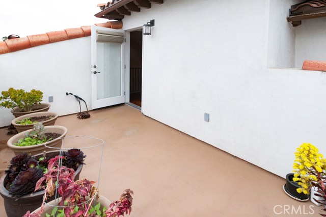 619 Broadway, Redondo Beach, California 90277, 3 Bedrooms Bedrooms, ,2 BathroomsBathrooms,Residential,Sold,Broadway,SB17102336