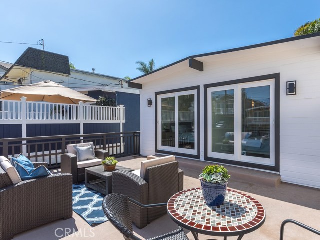 1723 Steinhart Avenue, Redondo Beach, California 90278, 3 Bedrooms Bedrooms, ,2 BathroomsBathrooms,Residential,Sold,Steinhart,SB19226063