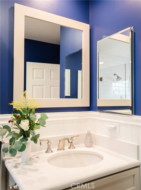 569 31st Street, Manhattan Beach, California 90266, 5 Bedrooms Bedrooms, ,3 BathroomsBathrooms,Residential,Sold,31st,SB20164744