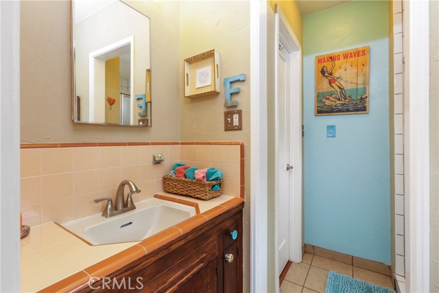 614 Gertruda Avenue, Redondo Beach, California 90277, 3 Bedrooms Bedrooms, ,2 BathroomsBathrooms,Residential,Sold,Gertruda,PV19100337