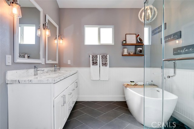 1610 Van Horne Lane, Redondo Beach, California 90278, 3 Bedrooms Bedrooms, ,3 BathroomsBathrooms,Residential,Sold,Van Horne,SB19217859