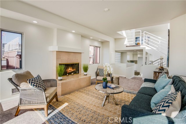 228 Manhattan Avenue, Hermosa Beach, California 90254, 3 Bedrooms Bedrooms, ,3 BathroomsBathrooms,Residential,Sold,Manhattan,PV18057092