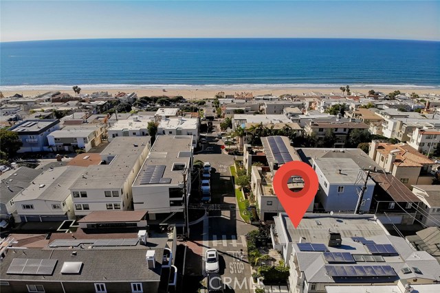 417 27th Street, Manhattan Beach, California 90266, 3 Bedrooms Bedrooms, ,1 BathroomBathrooms,Residential,Sold,27th,SB21023616