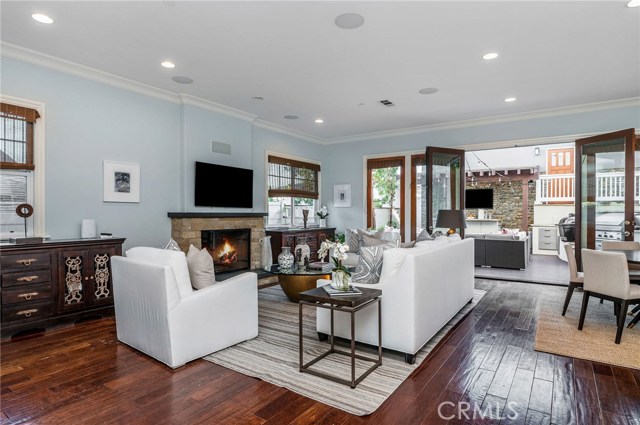 844 Avenue B, Redondo Beach, California 90277, 5 Bedrooms Bedrooms, ,5 BathroomsBathrooms,Residential,Sold,Avenue B,SB20039322