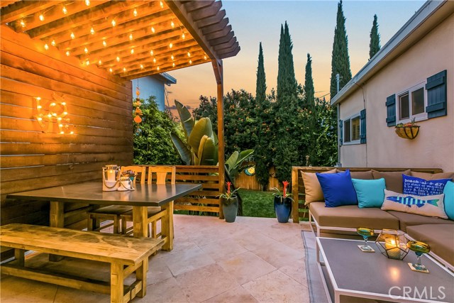 2621 Voorhees Avenue, Redondo Beach, California 90278, 3 Bedrooms Bedrooms, ,2 BathroomsBathrooms,Residential,Sold,Voorhees,SB17083243