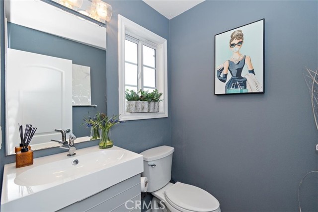 2602 Mathews Avenue, Redondo Beach, California 90278, 3 Bedrooms Bedrooms, ,2 BathroomsBathrooms,Residential,Sold,Mathews,PV21085585