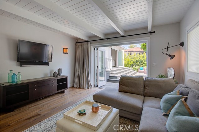 3112 Poinsettia Avenue, Manhattan Beach, California 90266, 4 Bedrooms Bedrooms, ,1 BathroomBathrooms,Residential,Sold,Poinsettia,SB19132552