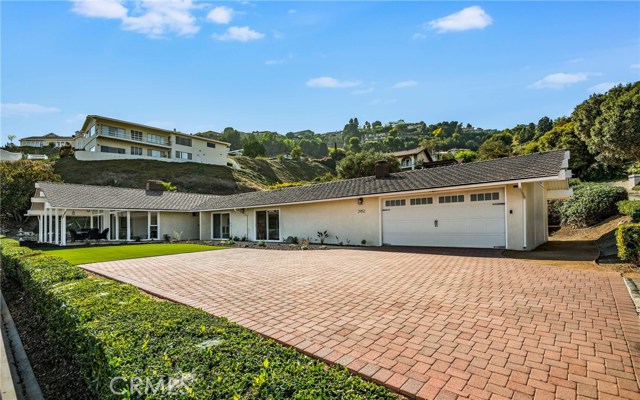 2952 Crownview Drive, Rancho Palos Verdes, California 90275, 4 Bedrooms Bedrooms, ,2 BathroomsBathrooms,Residential,Sold,Crownview,PV20232625