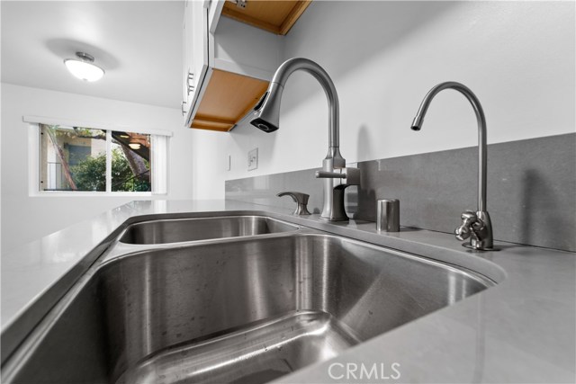 538 Avenue A, Redondo Beach, California 90277, 1 Bedroom Bedrooms, ,1 BathroomBathrooms,Residential,Sold,Avenue A,SB21018007