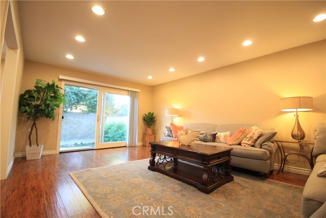 17 Via Granada, Rolling Hills Estates, California 90274, 3 Bedrooms Bedrooms, ,3 BathroomsBathrooms,Residential,Sold,Via Granada,PV20230714