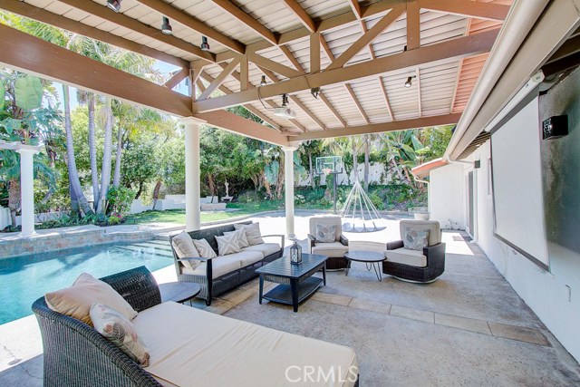 4072 Rousseau Lane, Palos Verdes Peninsula, California 90274, 4 Bedrooms Bedrooms, ,3 BathroomsBathrooms,Residential,Sold,Rousseau,SB19160649