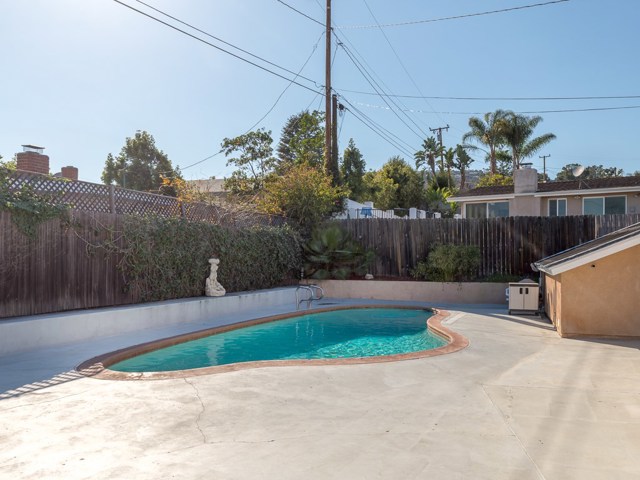 2034 Crestwood Street, Rancho Palos Verdes, California 90275, 4 Bedrooms Bedrooms, ,2 BathroomsBathrooms,Residential,Sold,Crestwood,PV18041500