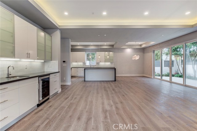 2227 Dufour Avenue, Redondo Beach, California 90278, 4 Bedrooms Bedrooms, ,3 BathroomsBathrooms,Residential,Sold,Dufour,PV17279743