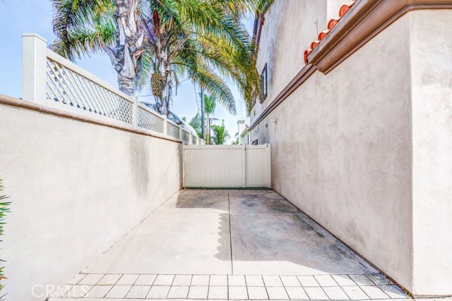 1905 Dufour Avenue, Redondo Beach, California 90278, 4 Bedrooms Bedrooms, ,2 BathroomsBathrooms,Residential,Sold,Dufour,SB20175941