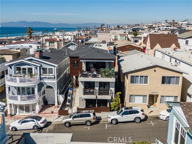 123 28th Street, Hermosa Beach, California 90254, 5 Bedrooms Bedrooms, ,5 BathroomsBathrooms,Residential,Sold,28th,SB21037439