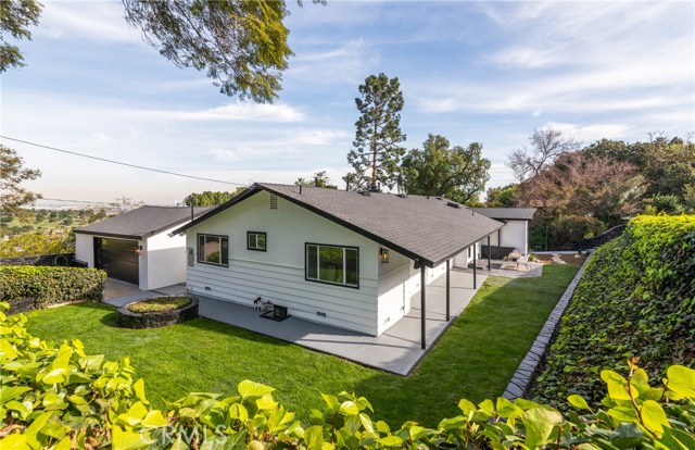 2 Gaucho Drive, Rolling Hills Estates, California 90274, 4 Bedrooms Bedrooms, ,2 BathroomsBathrooms,Residential,Sold,Gaucho,SB21008420