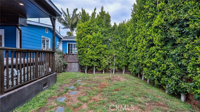 2204 Robinson Street, Redondo Beach, California 90278, 2 Bedrooms Bedrooms, ,2 BathroomsBathrooms,Residential,Sold,Robinson,PV20074273