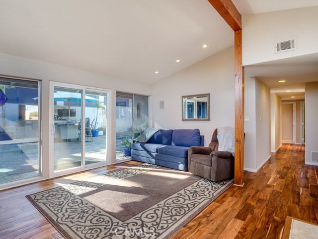 2023 Summerland Street, Rancho Palos Verdes, California 90275, 4 Bedrooms Bedrooms, ,1 BathroomBathrooms,Residential,Sold,Summerland,PV17220830