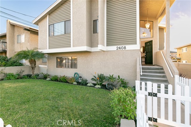 2408 Rockefeller Lane, Redondo Beach, California 90278, 3 Bedrooms Bedrooms, ,2 BathroomsBathrooms,Residential,Sold,Rockefeller,SB19003633