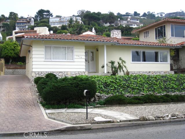 1512 Via Montemar, Palos Verdes Estates, California 90274, 3 Bedrooms Bedrooms, ,1 BathroomBathrooms,Residential,Sold,Via Montemar,V12010331