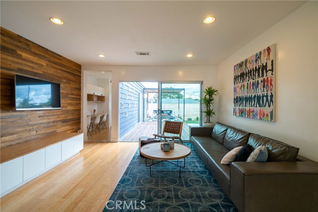 2511 Alvord Lane, Redondo Beach, California 90278, 3 Bedrooms Bedrooms, ,3 BathroomsBathrooms,Residential,Sold,Alvord,SB20062020