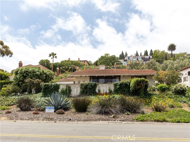 2812 Via Campesina, Palos Verdes Estates, California 90274, 5 Bedrooms Bedrooms, ,3 BathroomsBathrooms,Residential,Sold,Via Campesina,SB17167699