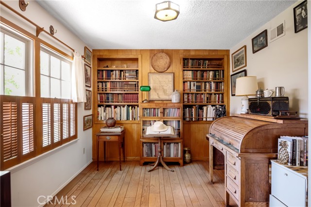 3204 Maple Avenue, Manhattan Beach, California 90266, 4 Bedrooms Bedrooms, ,1 BathroomBathrooms,Residential,Sold,Maple,SB21073679